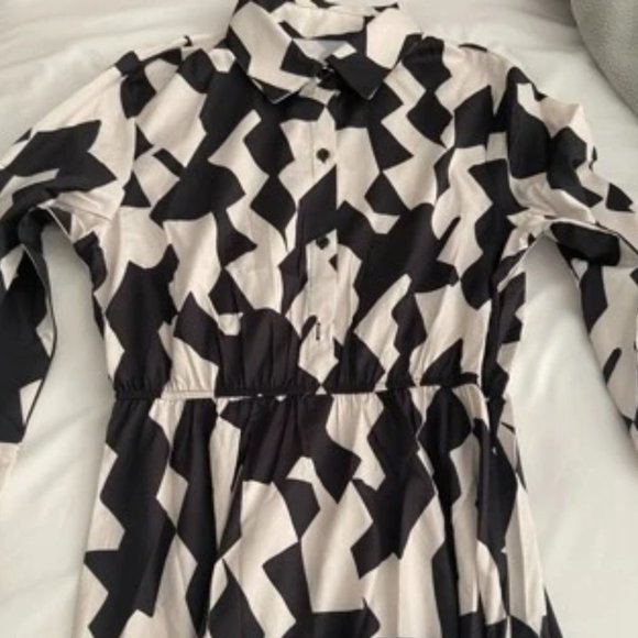 Black & white Geometric Pattern Belted Shirt Dress - Picture 8 of 9